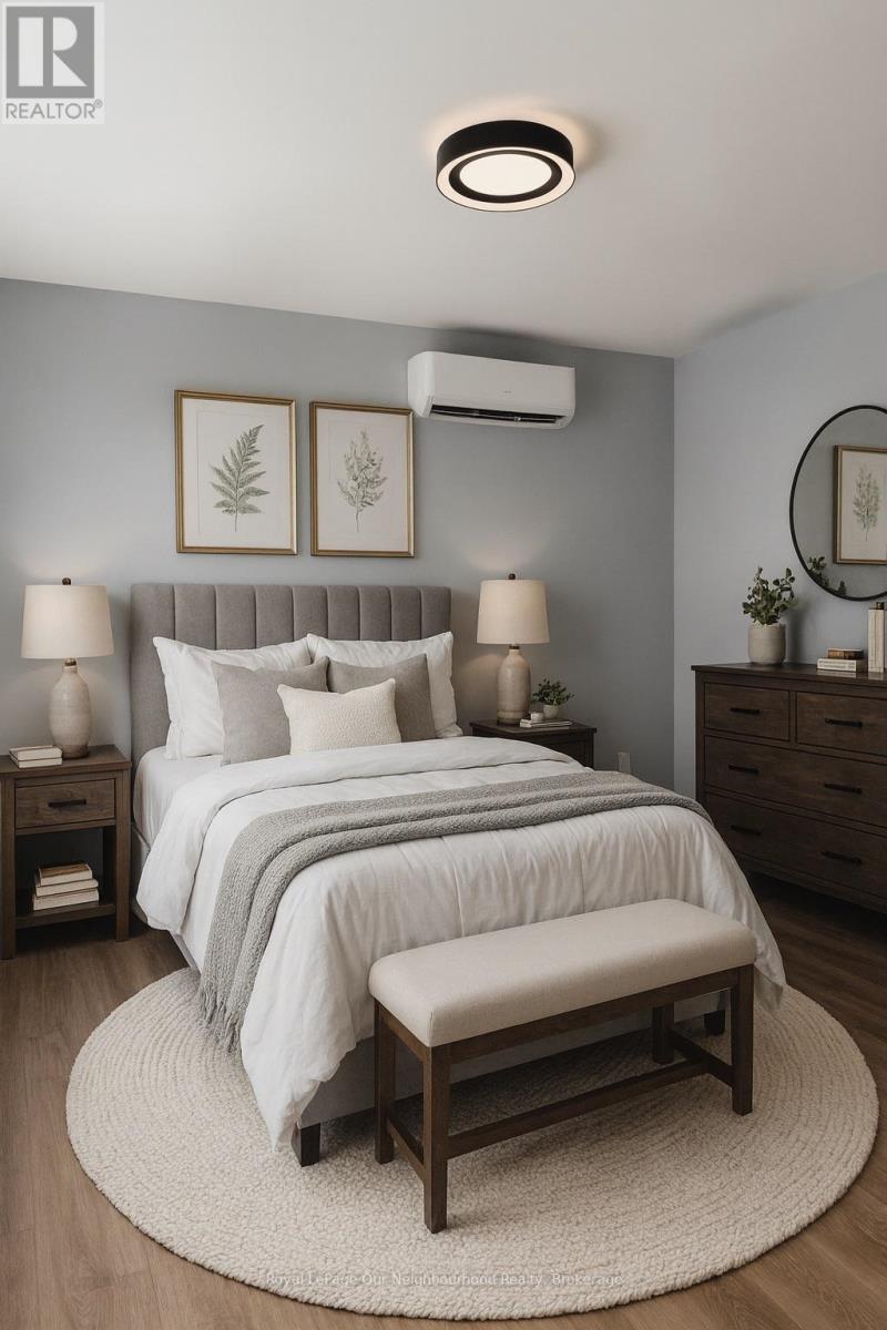 3 - 1123 Towerhill Court, Peterborough (Northcrest Ward 5), Ontario  K9H 7M6 - Photo 4 - X12442742