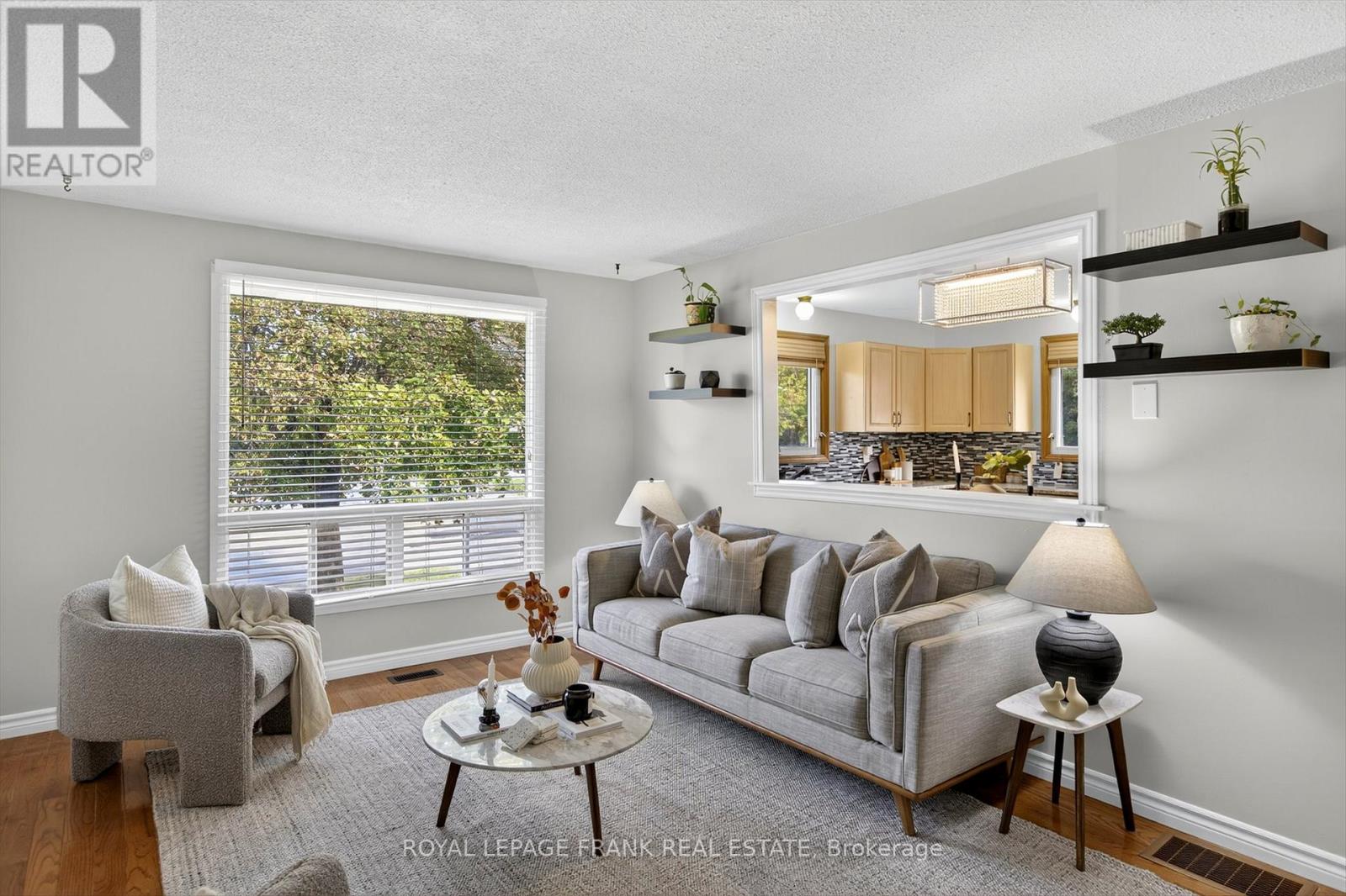 393 Southpark Drive, Peterborough (Ashburnham Ward 4), Ontario  K9J 1C1 - Photo 10 - X12443077
