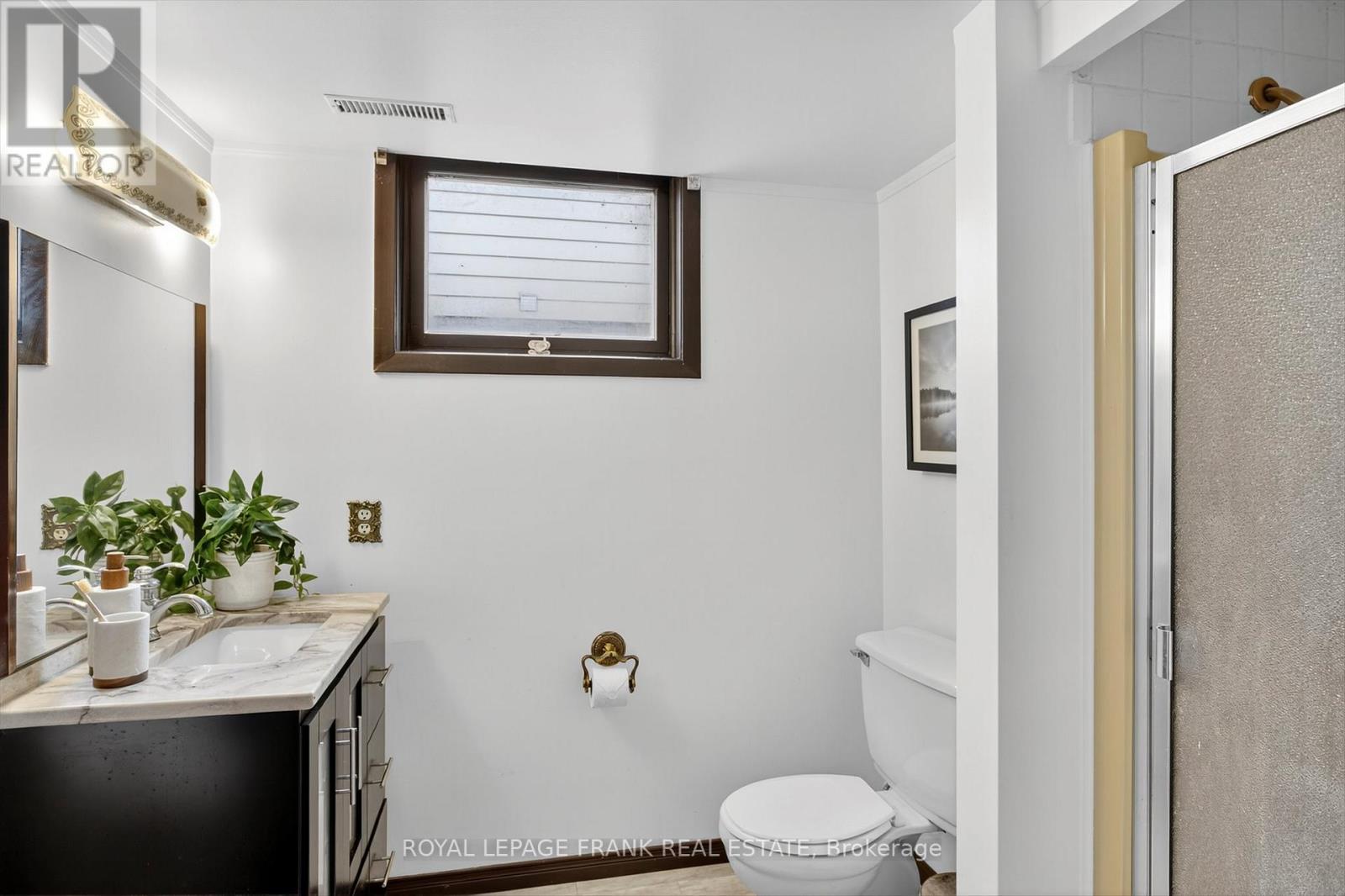 393 Southpark Drive, Peterborough (Ashburnham Ward 4), Ontario  K9J 1C1 - Photo 25 - X12443077