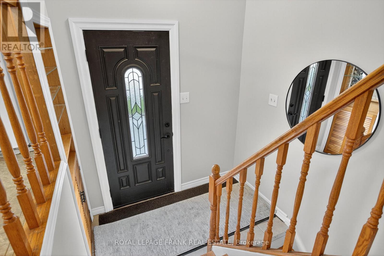393 Southpark Drive, Peterborough (Ashburnham Ward 4), Ontario  K9J 1C1 - Photo 4 - X12443077
