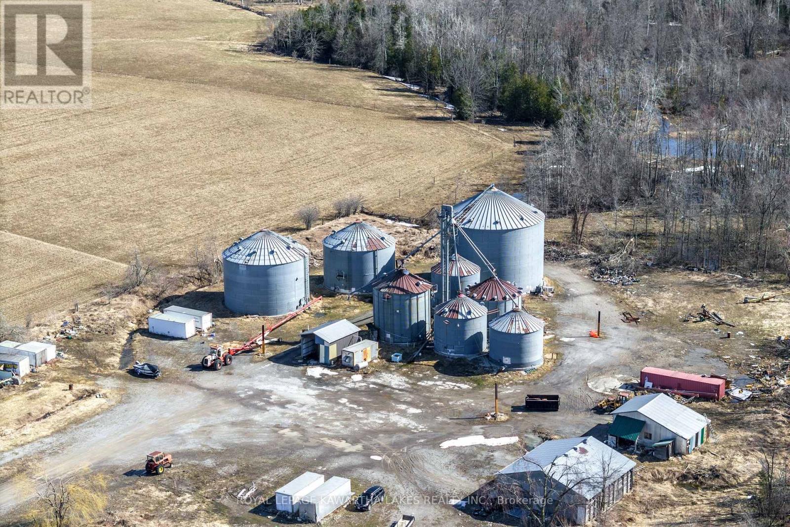 2788 Hwy 35, Kawartha Lakes (Ops), Ontario  K9V 4R4 - Photo 16 - X12443755