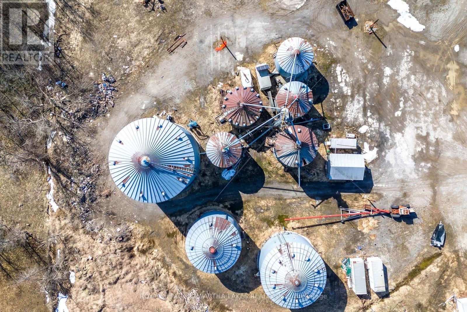 2788 Hwy 35, Kawartha Lakes (Ops), Ontario  K9V 4R4 - Photo 18 - X12443755