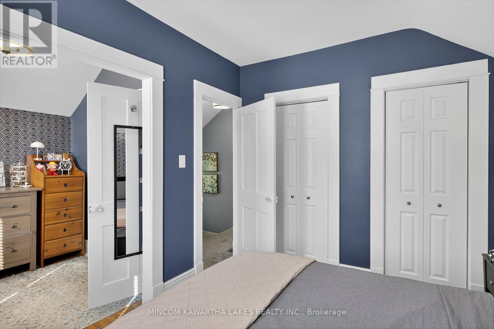 644 Lundys Lane, Peterborough (Otonabee Ward 1), Ontario  K9J 4J8 - Photo 19 - X12444020