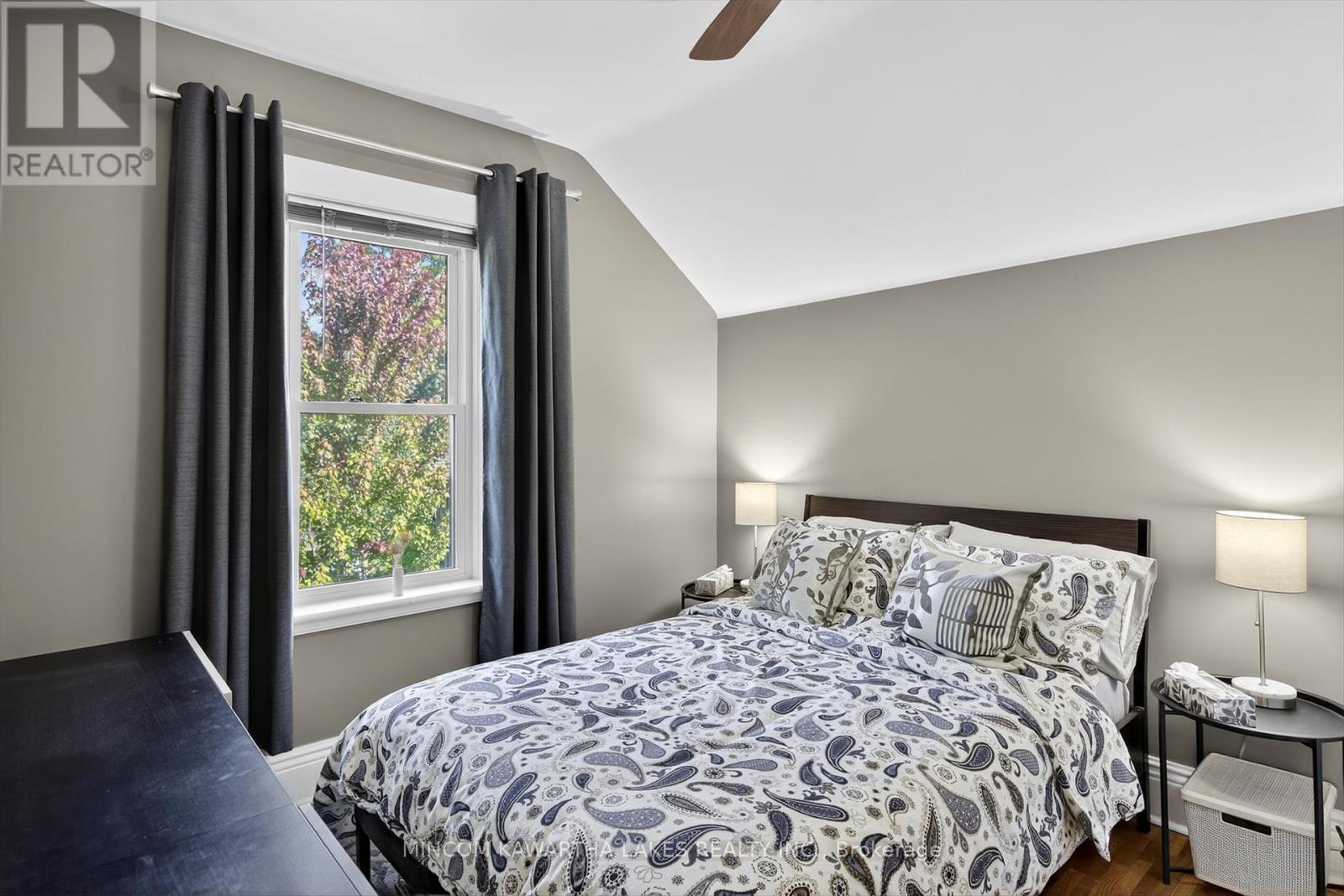 644 Lundys Lane, Peterborough (Otonabee Ward 1), Ontario  K9J 4J8 - Photo 21 - X12444020
