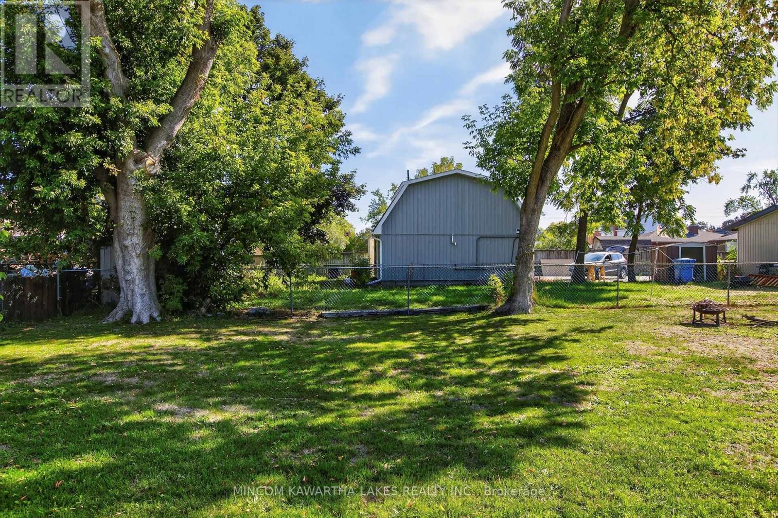 644 Lundys Lane, Peterborough (Otonabee Ward 1), Ontario  K9J 4J8 - Photo 43 - X12444020