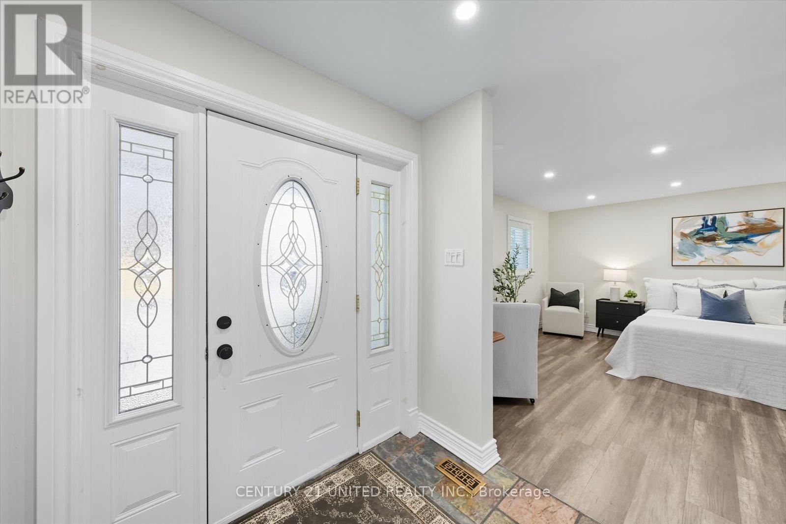 749 Spillsbury Drive, Peterborough (Otonabee Ward 1), Ontario  K9K 1K9 - Photo 19 - X12444054