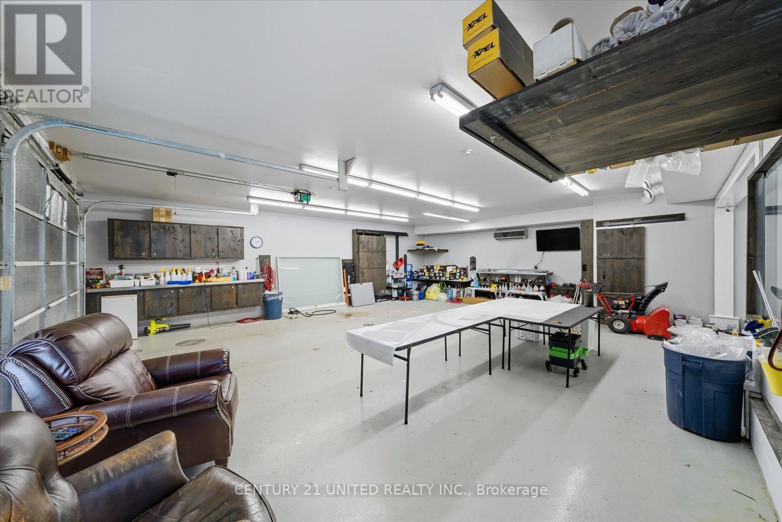 749 Spillsbury Drive, Peterborough (Otonabee Ward 1), Ontario  K9K 1K9 - Photo 39 - X12444054