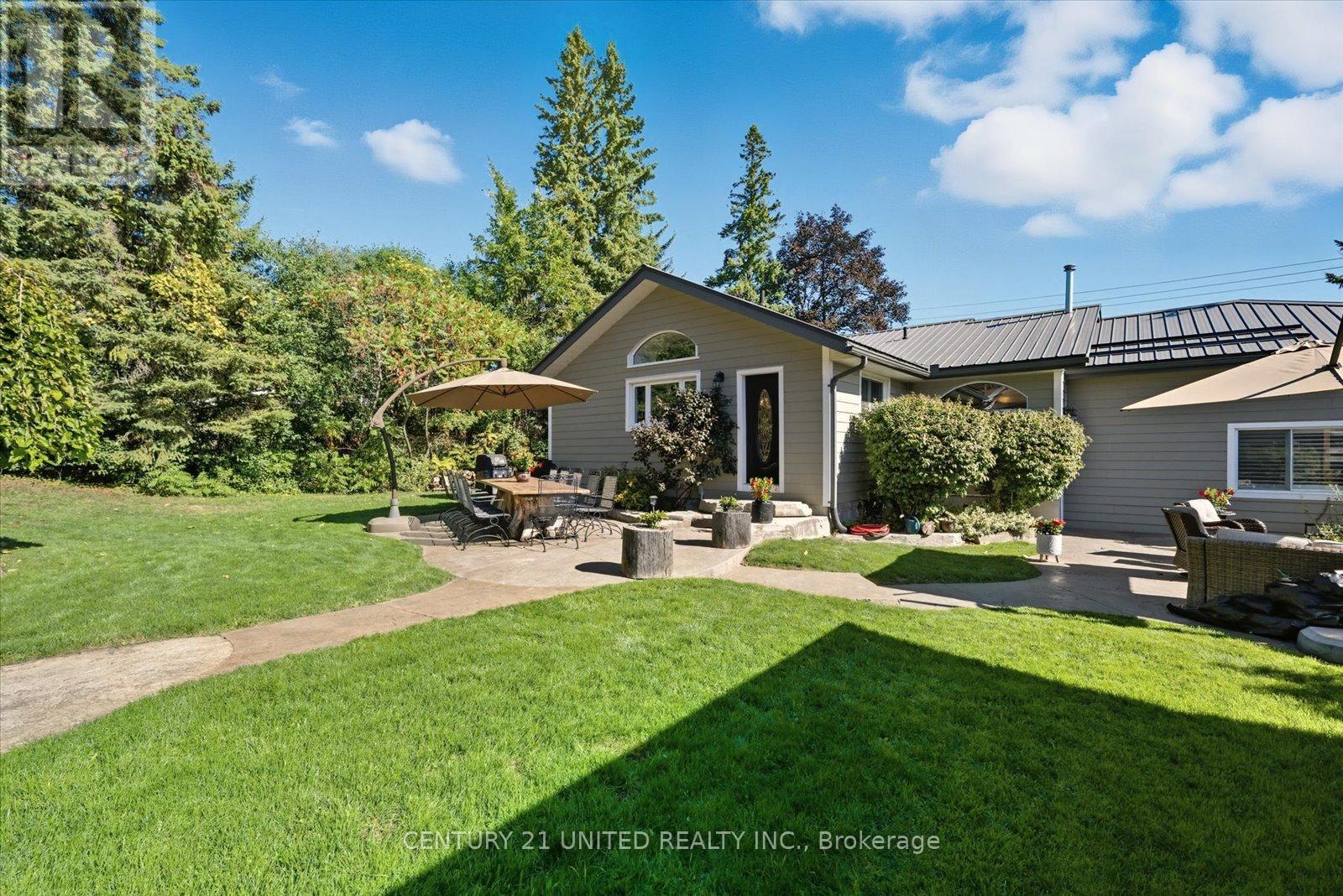 749 Spillsbury Drive, Peterborough (Otonabee Ward 1), Ontario  K9K 1K9 - Photo 46 - X12444054