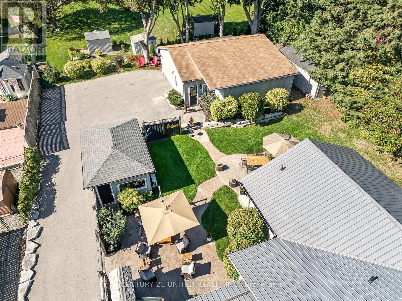 749 Spillsbury Drive, Peterborough (Otonabee Ward 1), Ontario  K9K 1K9 - Photo 48 - X12444054