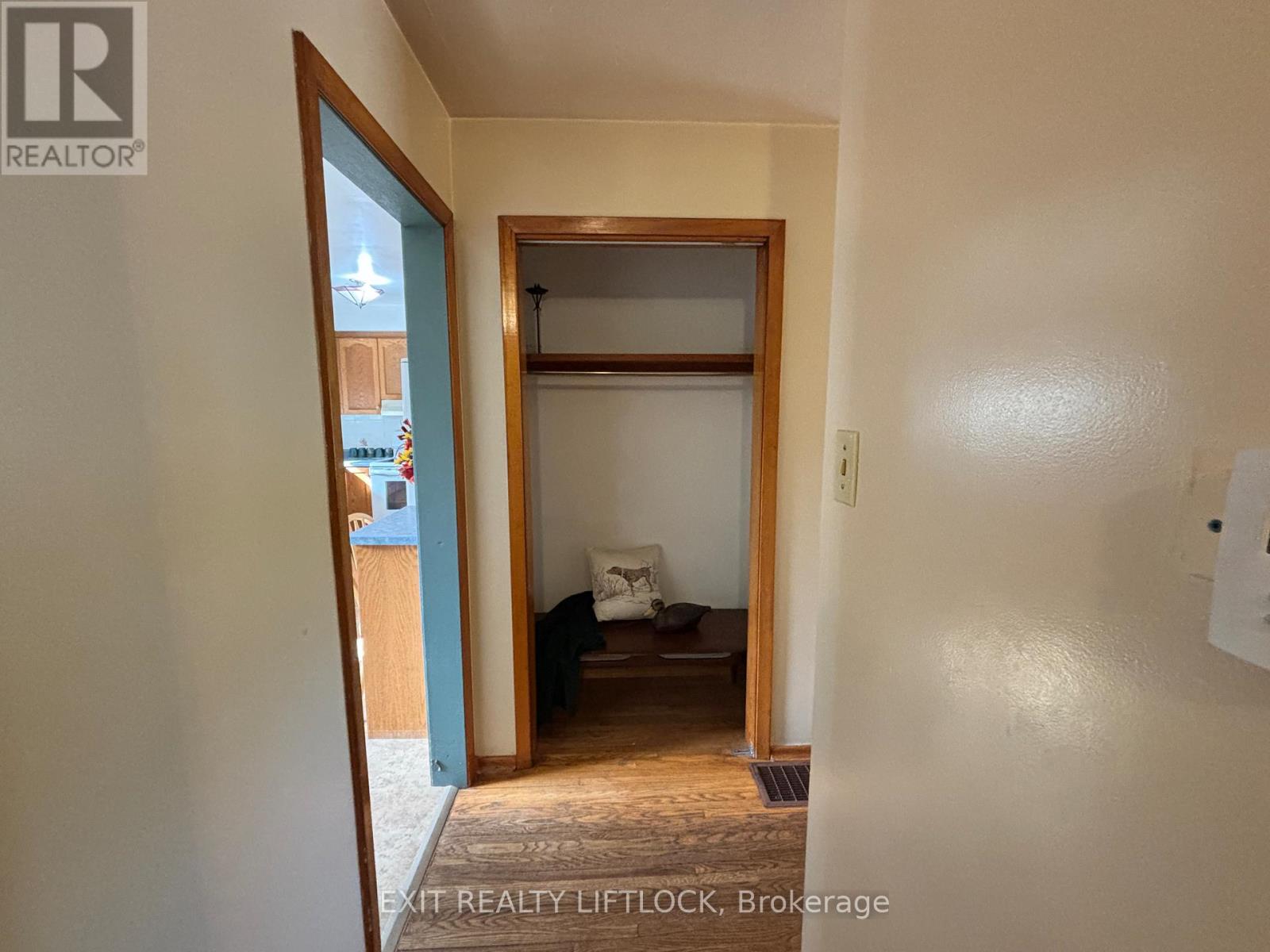 1276 Beavis Boulevard, Selwyn, Ontario  K0L 1H0 - Photo 16 - X12443790