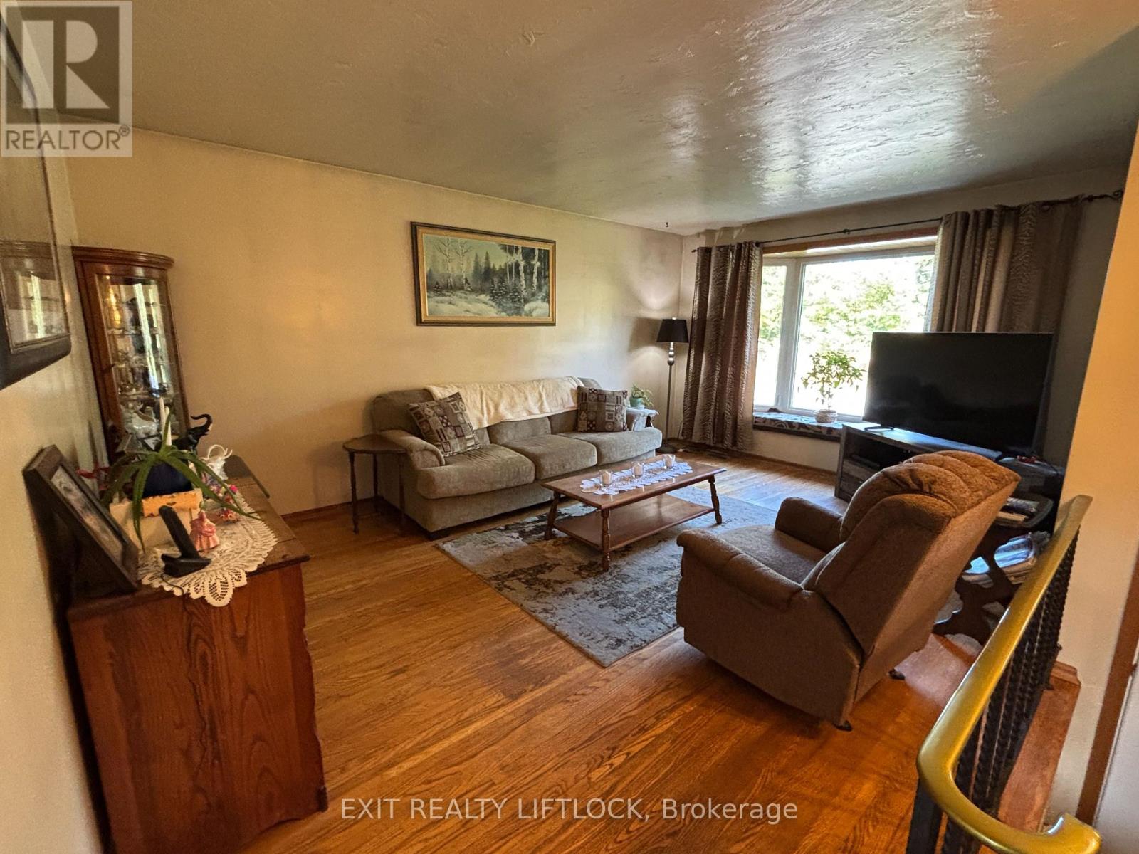 1276 Beavis Boulevard, Selwyn, Ontario  K0L 1H0 - Photo 7 - X12443790