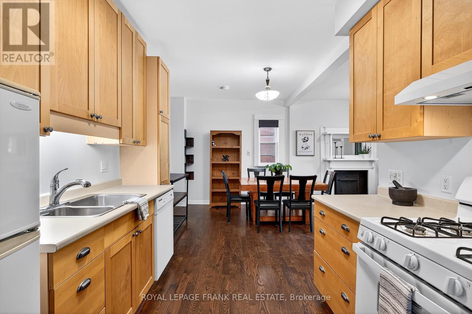 1217 Grandview Avenue, Peterborough (Otonabee Ward 1), Ontario  K9J 5P7 - Photo 15 - X12444988