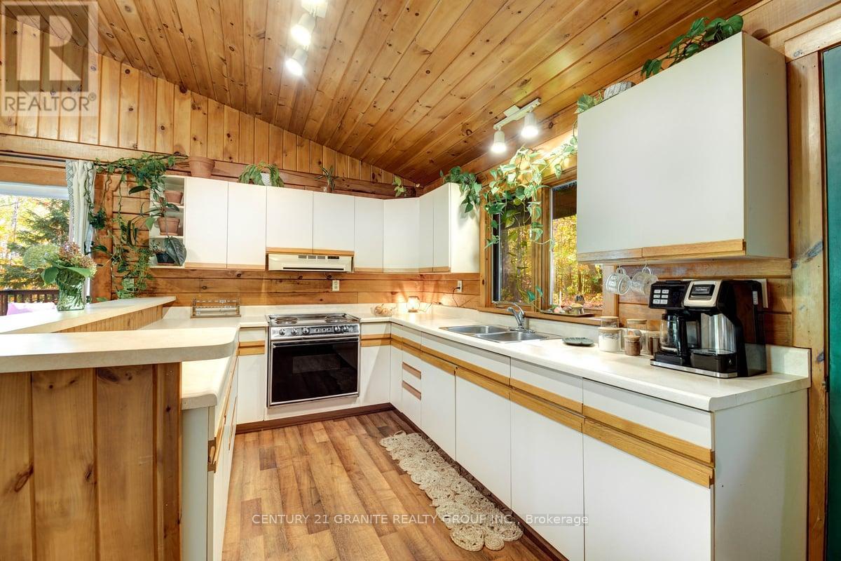 1831 South Baptiste Lake Road, Hastings Highlands (Herschel Ward), Ontario  K0L 1C0 - Photo 13 - X12445089