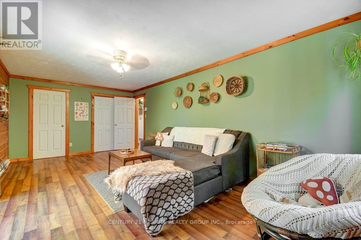 1831 South Baptiste Lake Road, Hastings Highlands (Herschel Ward), Ontario  K0L 1C0 - Photo 16 - X12445089