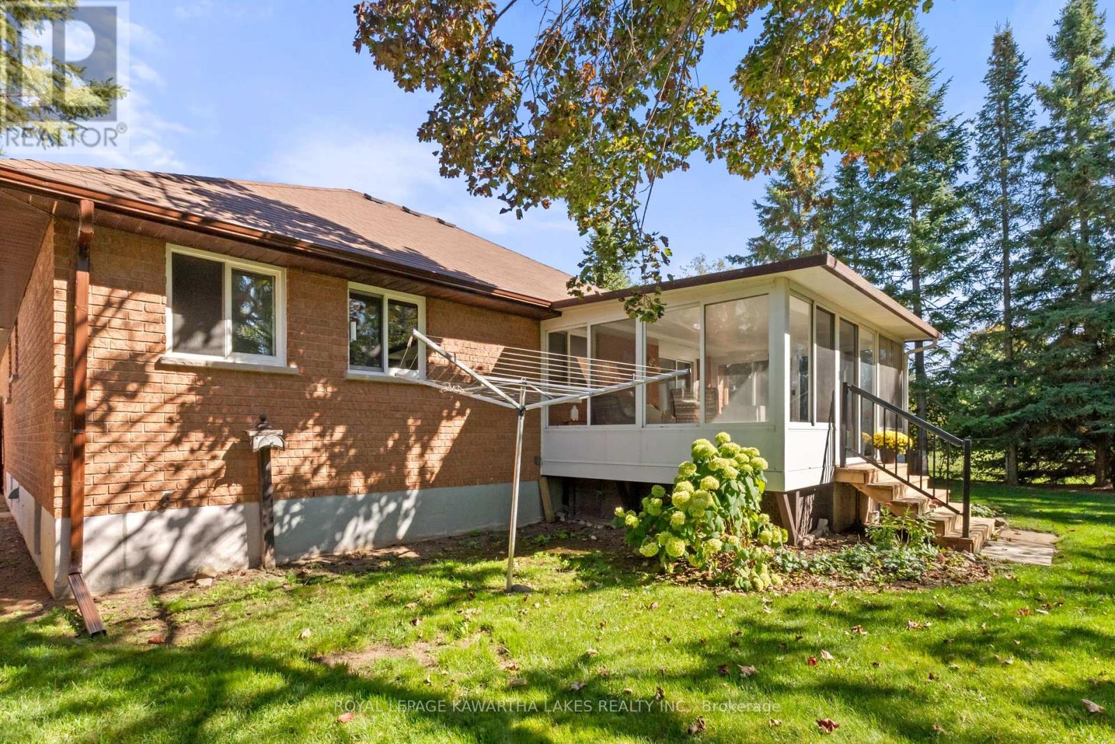 195 Elgin Street W, Kawartha Lakes (Lindsay), Ontario  K9V 6B1 - Photo 40 - X12445130