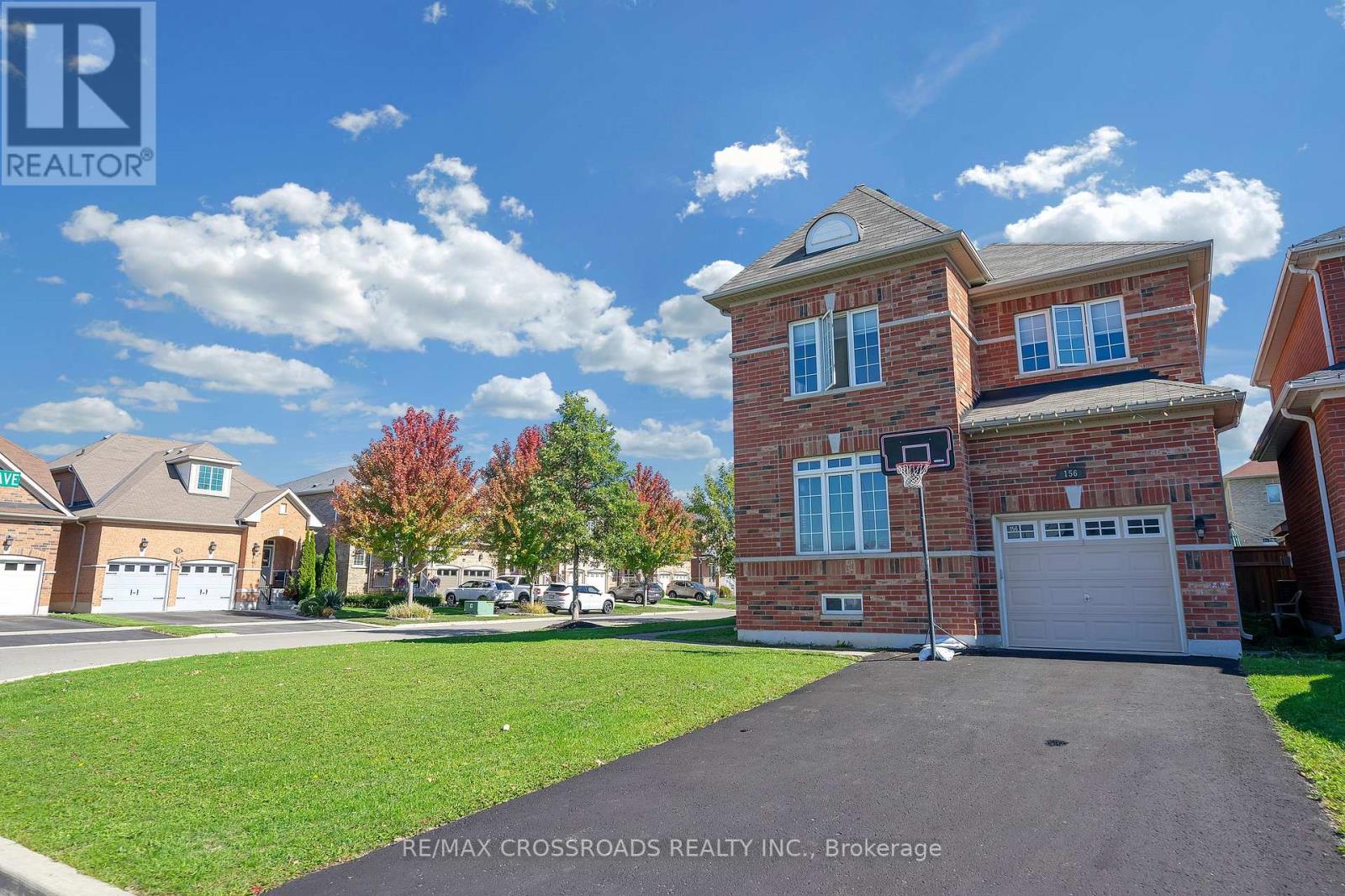 156 Mcdonald Crescent, Clarington (Newcastle), Ontario  L1B 0C9 - Photo 2 - E12445687