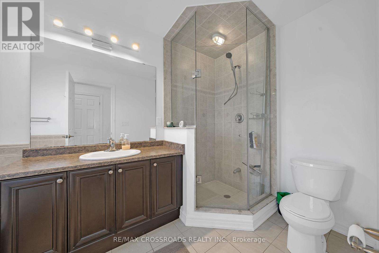 156 Mcdonald Crescent, Clarington (Newcastle), Ontario  L1B 0C9 - Photo 32 - E12445687