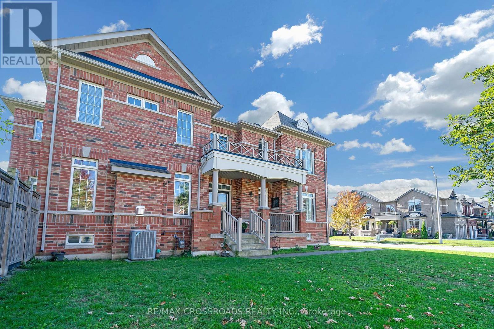 156 Mcdonald Crescent, Clarington (Newcastle), Ontario  L1B 0C9 - Photo 6 - E12445687