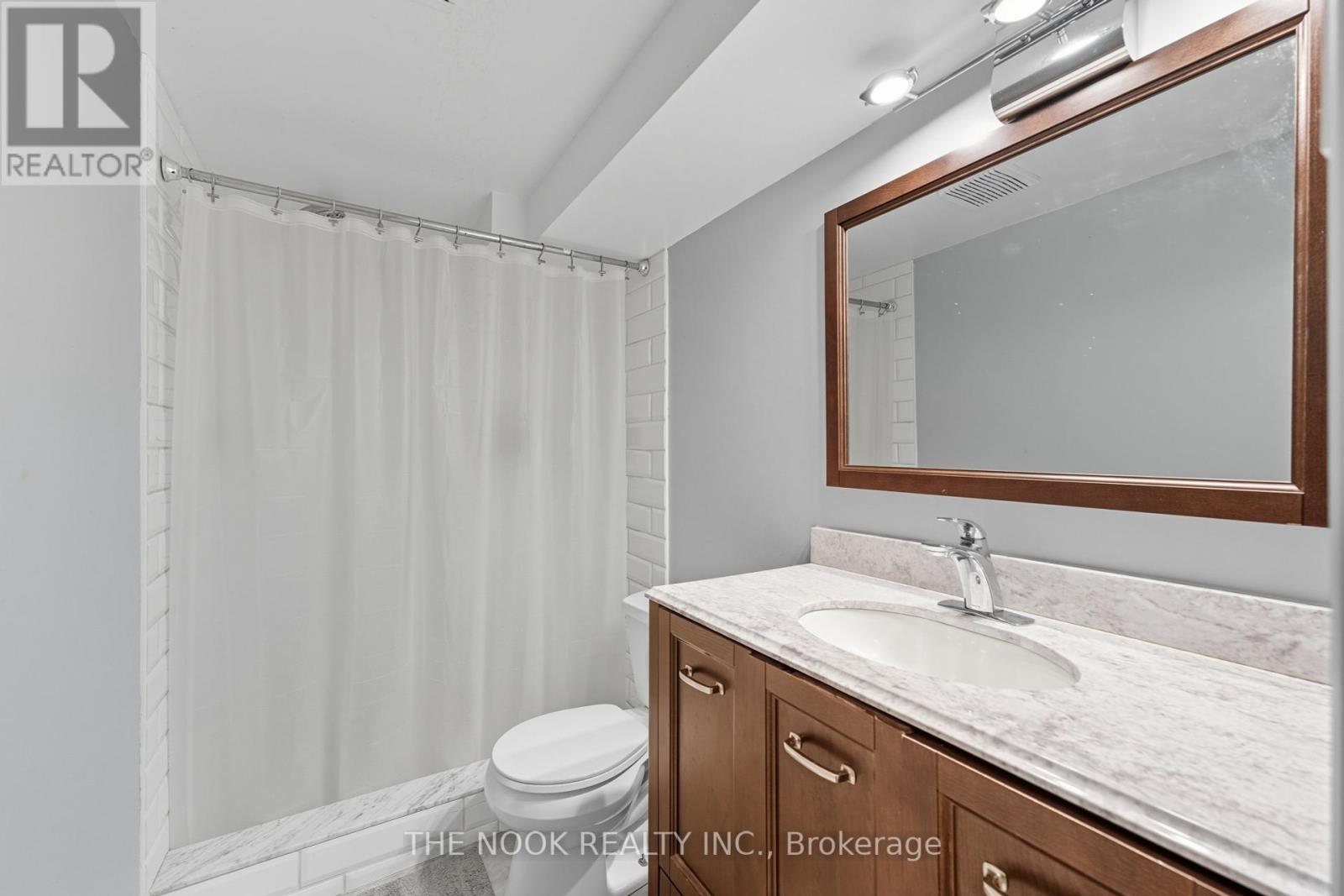 288 Collison Crescent, Peterborough (Ashburnham Ward 4), Ontario  K9J 1A8 - Photo 10 - X12446196
