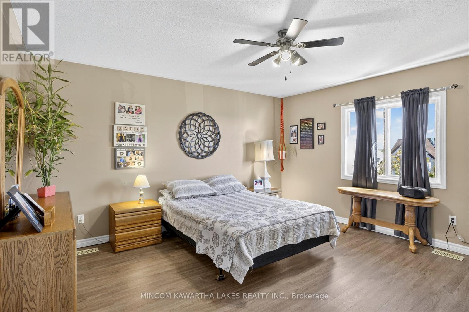 724 Trailview Drive, Peterborough (Ashburnham Ward 4), Ontario  K9J 8P2 - Photo 21 - X12446656