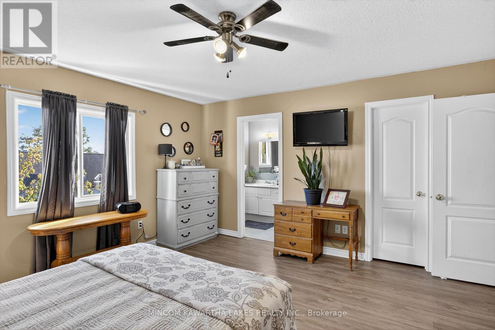 724 Trailview Drive, Peterborough (Ashburnham Ward 4), Ontario  K9J 8P2 - Photo 22 - X12446656