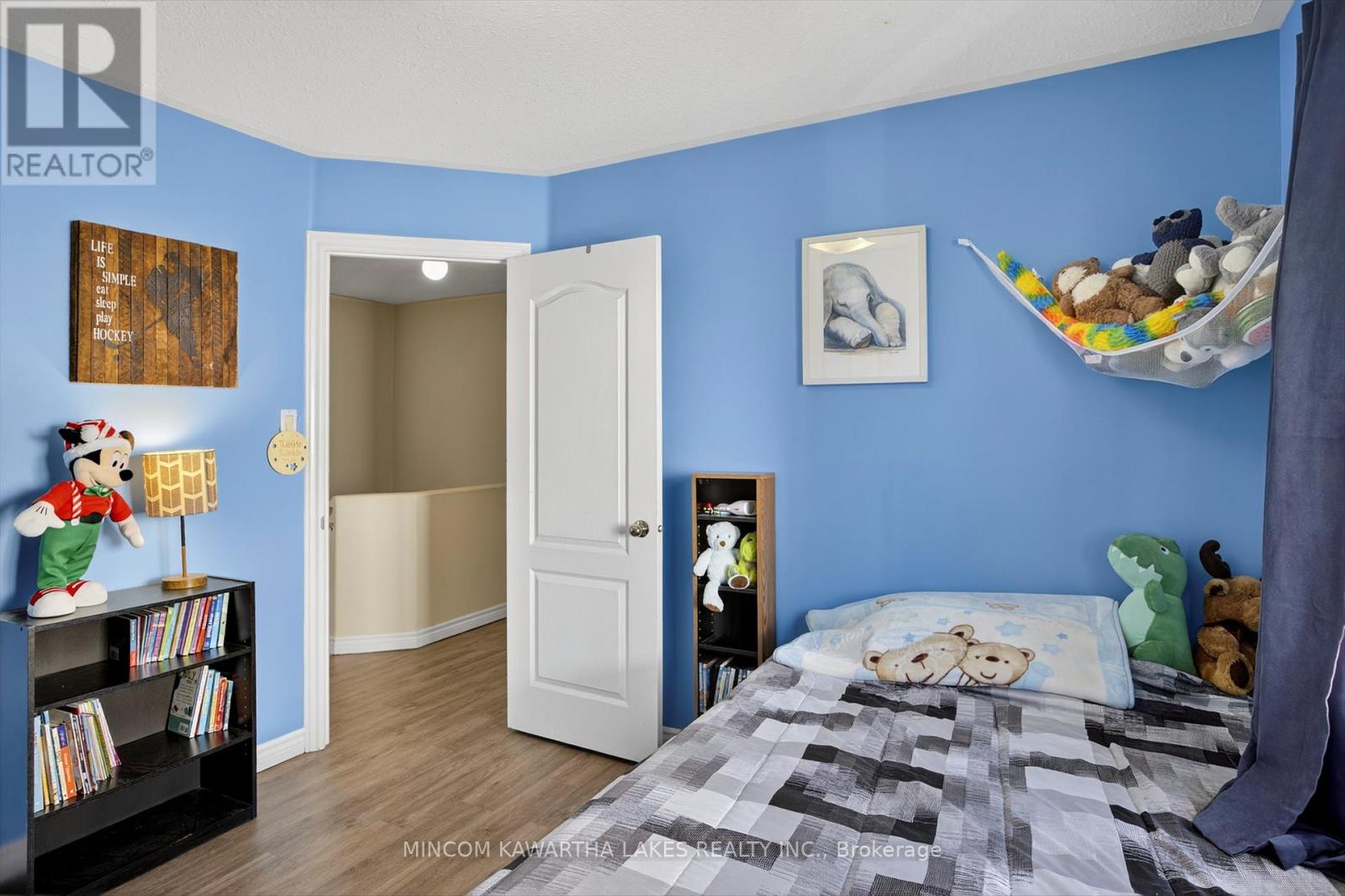 724 Trailview Drive, Peterborough (Ashburnham Ward 4), Ontario  K9J 8P2 - Photo 28 - X12446656