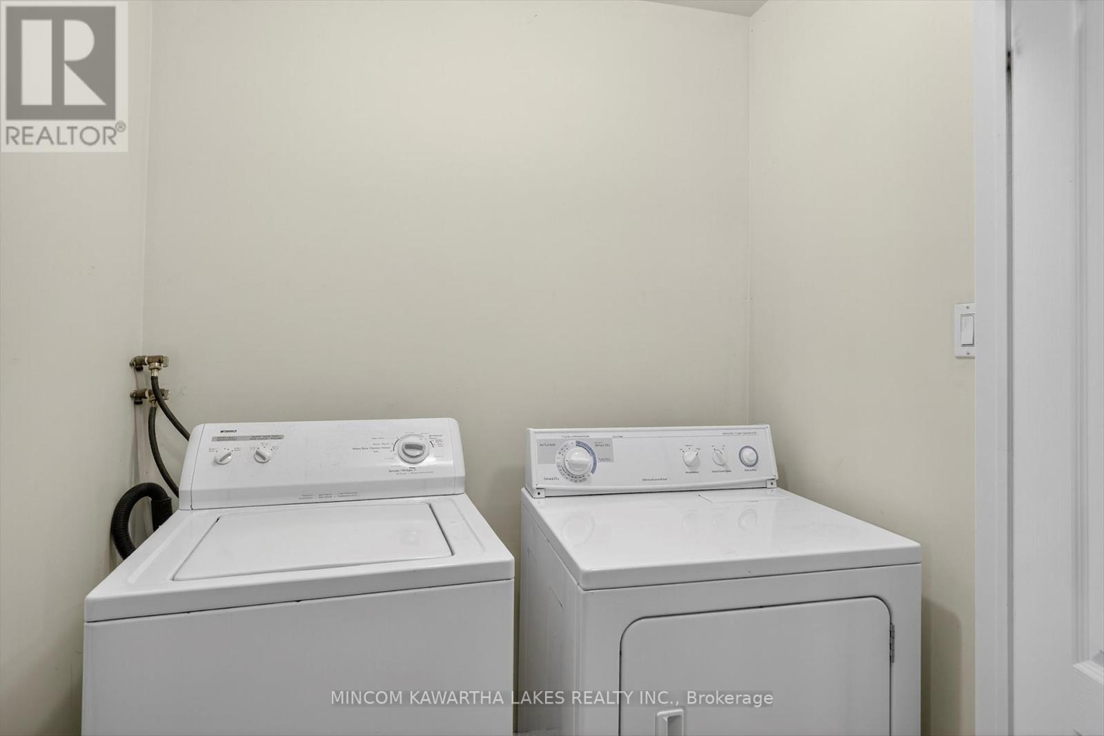 724 Trailview Drive, Peterborough (Ashburnham Ward 4), Ontario  K9J 8P2 - Photo 32 - X12446656
