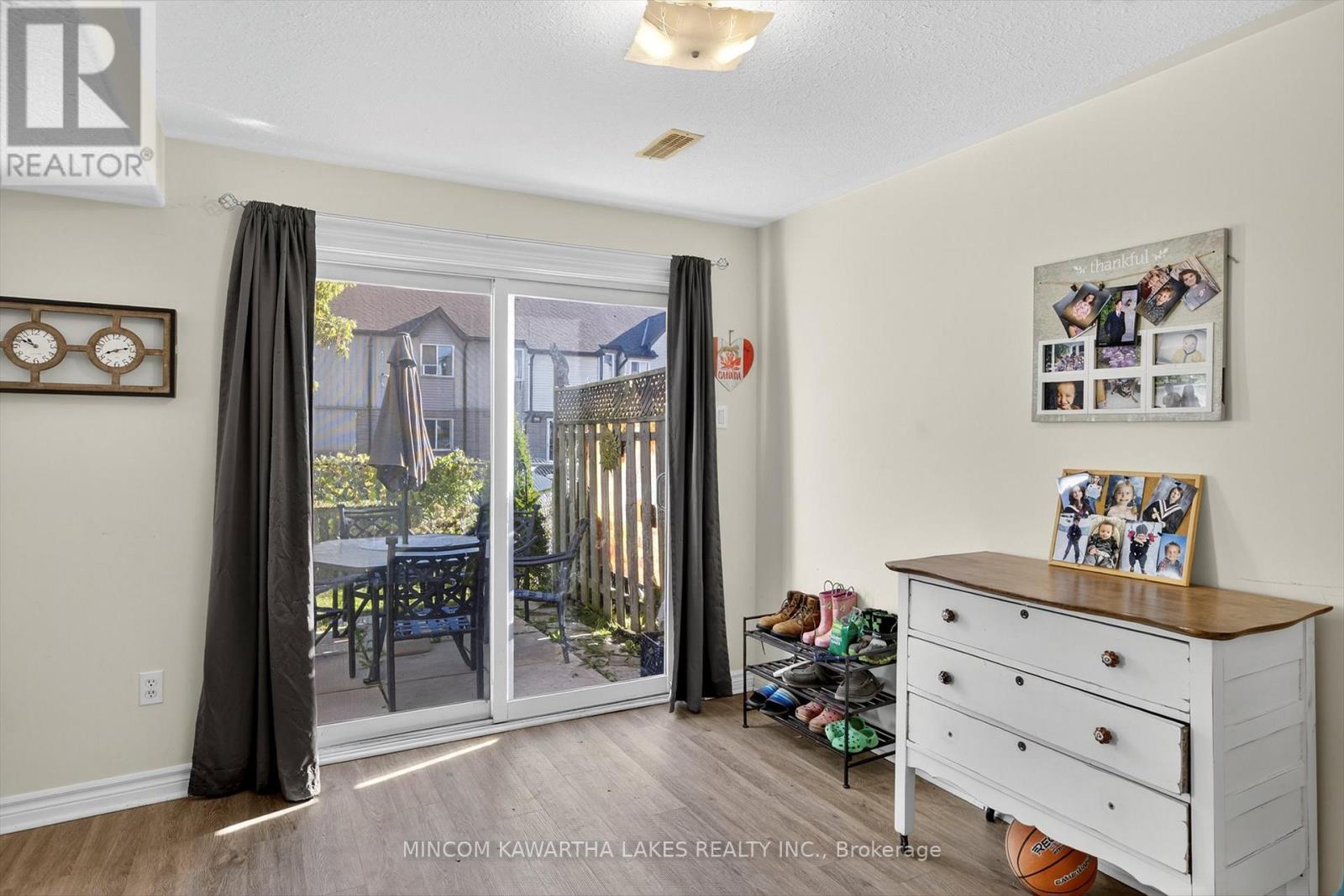 724 Trailview Drive, Peterborough (Ashburnham Ward 4), Ontario  K9J 8P2 - Photo 37 - X12446656