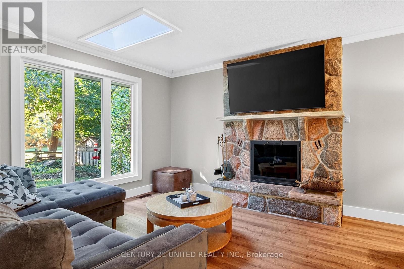 1309 Scollard Drive, Peterborough (Ashburnham Ward 4), Ontario  K9H 7K7 - Photo 8 - X12446927