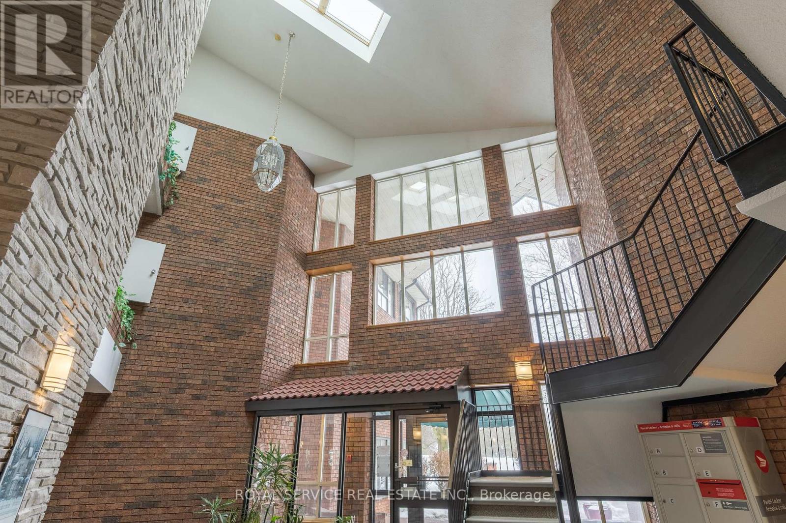 215 - 921 Armour Road, Peterborough (Ashburnham Ward 4), Ontario  K9H 7K5 - Photo 34 - X12447000