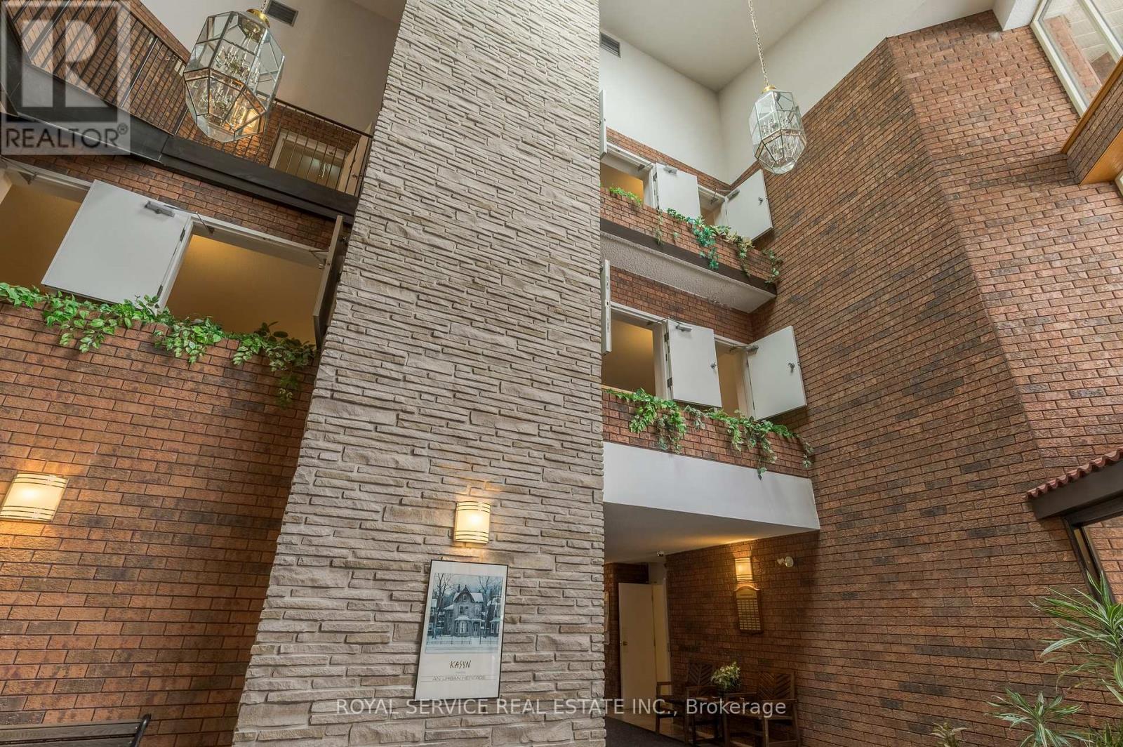 215 - 921 Armour Road, Peterborough (Ashburnham Ward 4), Ontario  K9H 7K5 - Photo 35 - X12447000