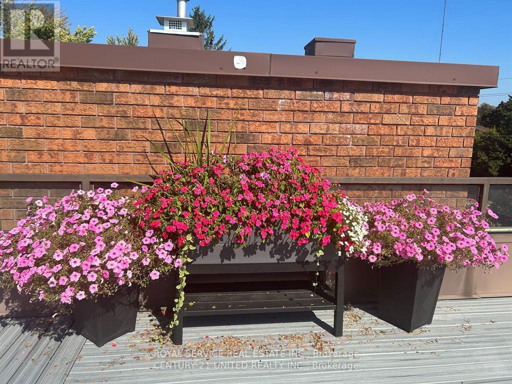 215 - 921 Armour Road, Peterborough (Ashburnham Ward 4), Ontario  K9H 7K5 - Photo 37 - X12447000