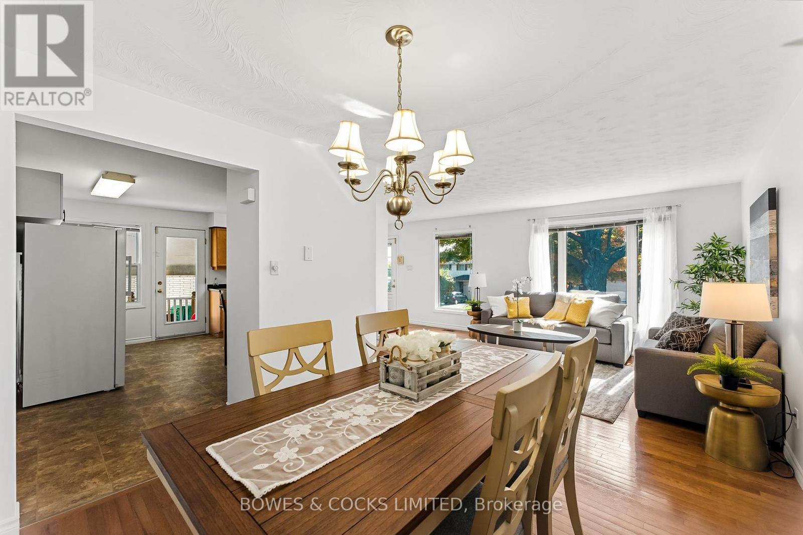 540 Montcalm Drive, Peterborough (Northcrest Ward 5), Ontario  K9H 6S7 - Photo 11 - X12447159