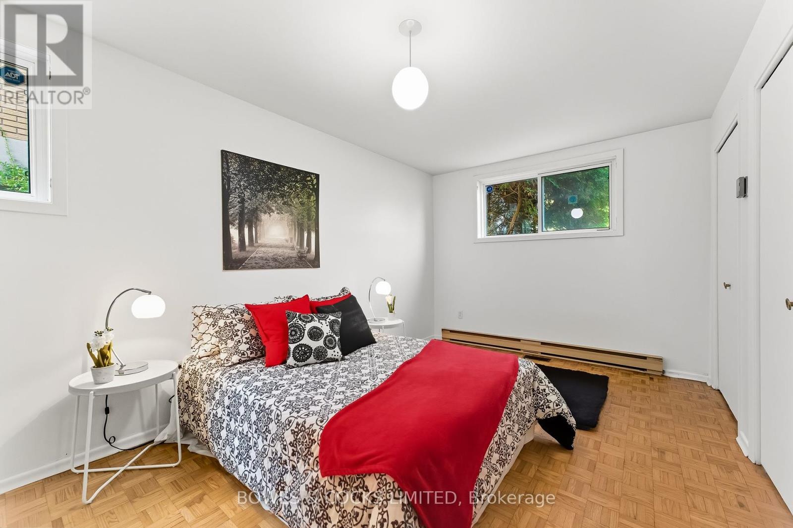 540 Montcalm Drive, Peterborough (Northcrest Ward 5), Ontario  K9H 6S7 - Photo 25 - X12447159