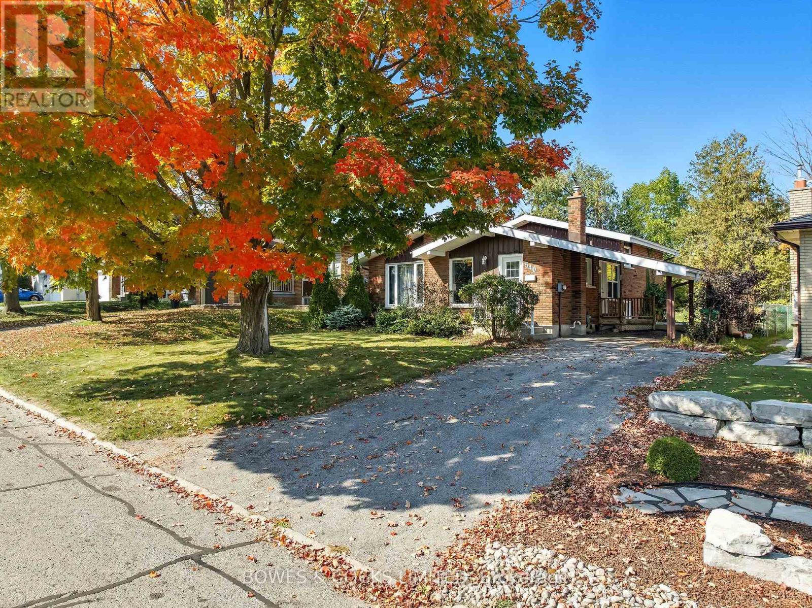 540 Montcalm Drive, Peterborough (Northcrest Ward 5), Ontario  K9H 6S7 - Photo 3 - X12447159