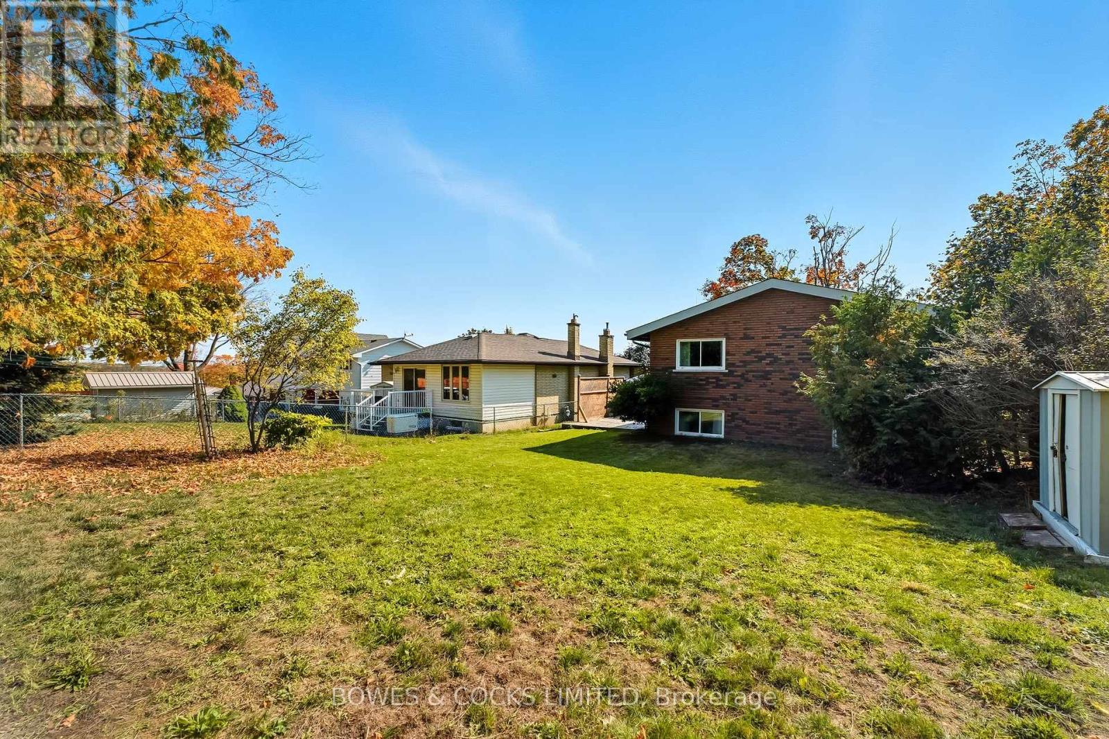 540 Montcalm Drive, Peterborough (Northcrest Ward 5), Ontario  K9H 6S7 - Photo 39 - X12447159