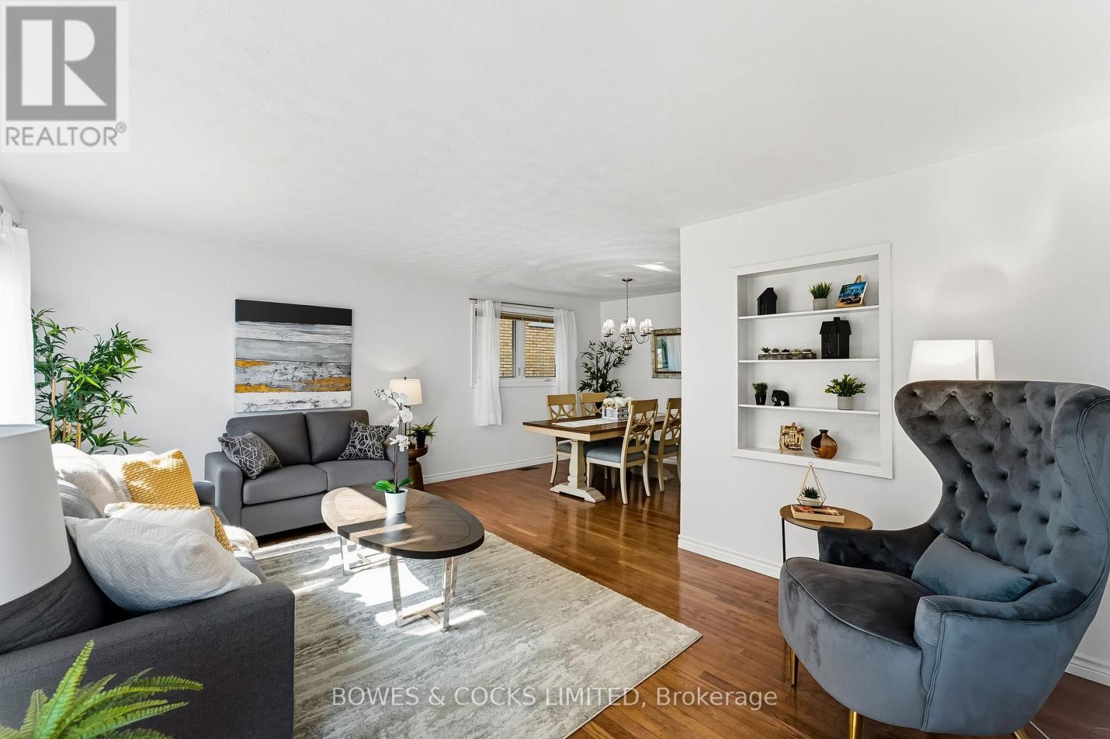 540 Montcalm Drive, Peterborough (Northcrest Ward 5), Ontario  K9H 6S7 - Photo 5 - X12447159