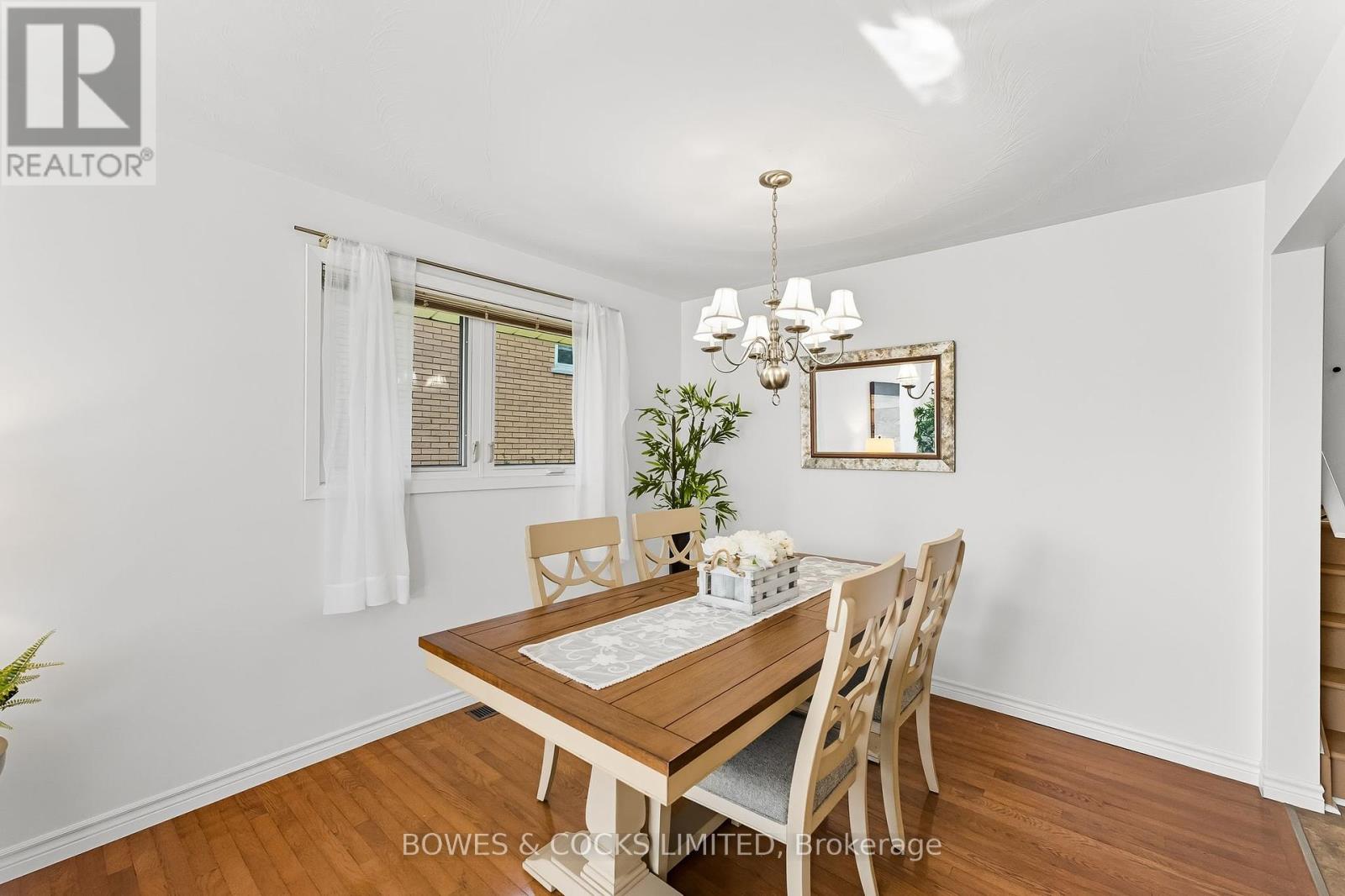 540 Montcalm Drive, Peterborough (Northcrest Ward 5), Ontario  K9H 6S7 - Photo 9 - X12447159