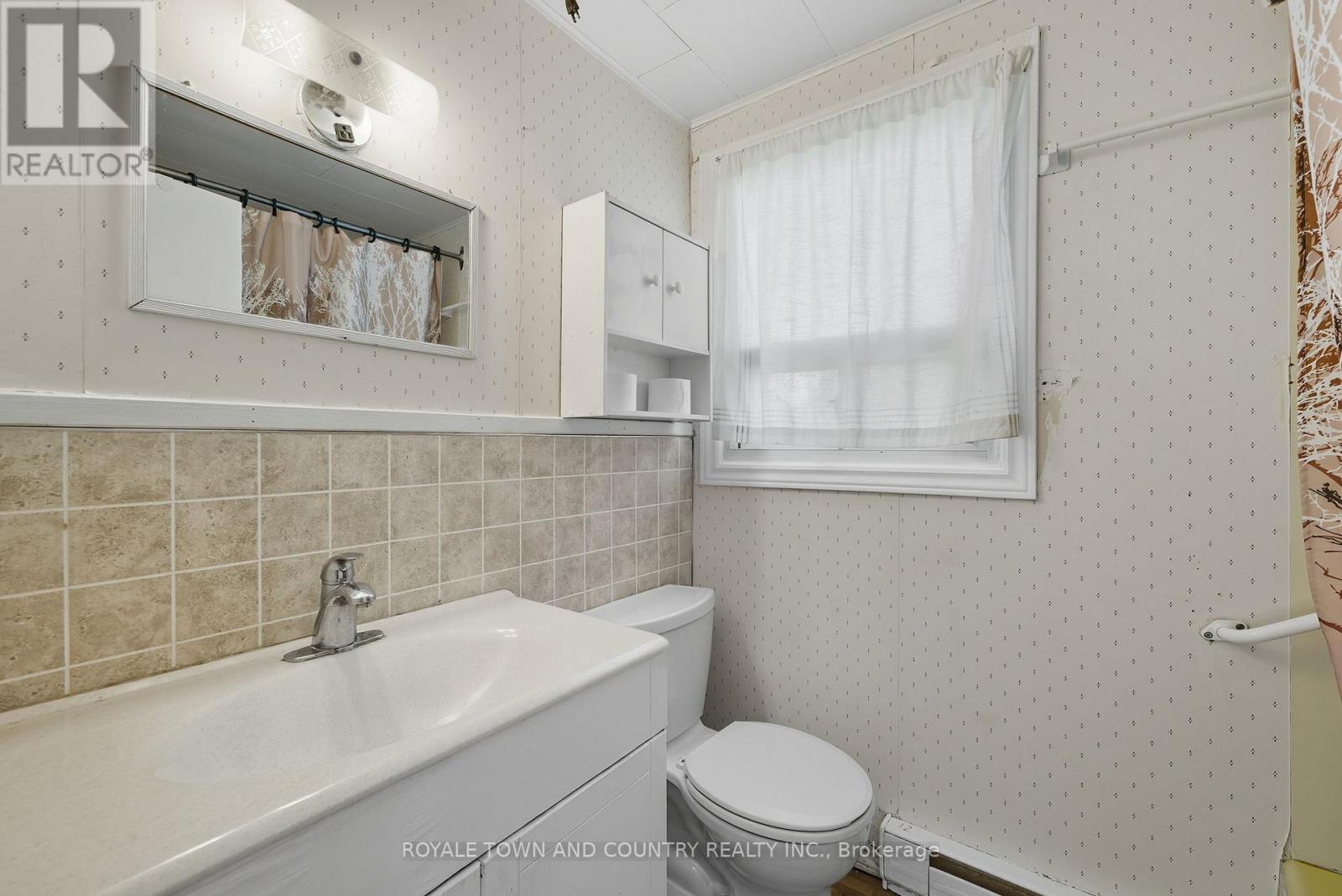 68 Charlore Park Drive, Kawartha Lakes (Emily), Ontario  K0L 2W0 - Photo 27 - X12447389
