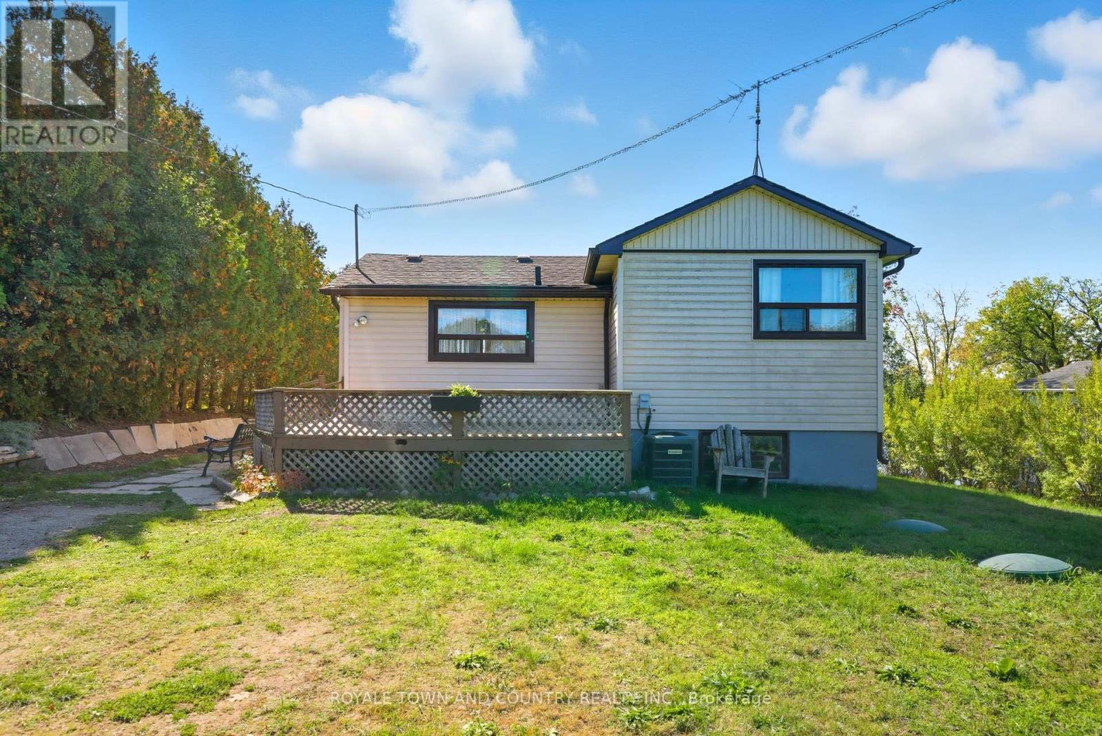 68 Charlore Park Drive, Kawartha Lakes (Emily), Ontario  K0L 2W0 - Photo 3 - X12447389