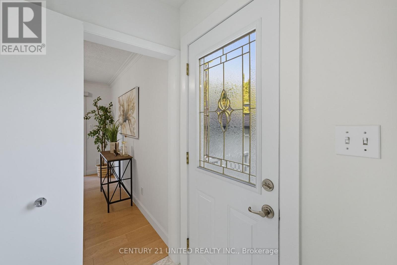 5 Ferndale Avenue, Peterborough (Monaghan Ward 2), Ontario  K9J 1L9 - Photo 16 - X12448059