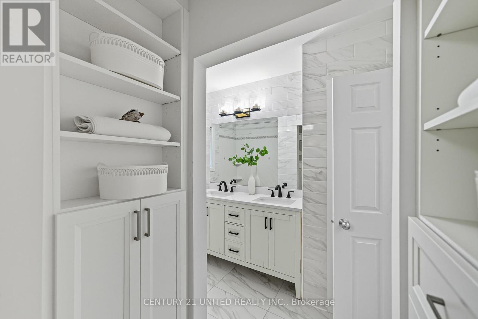 5 Ferndale Avenue, Peterborough (Monaghan Ward 2), Ontario  K9J 1L9 - Photo 34 - X12448059