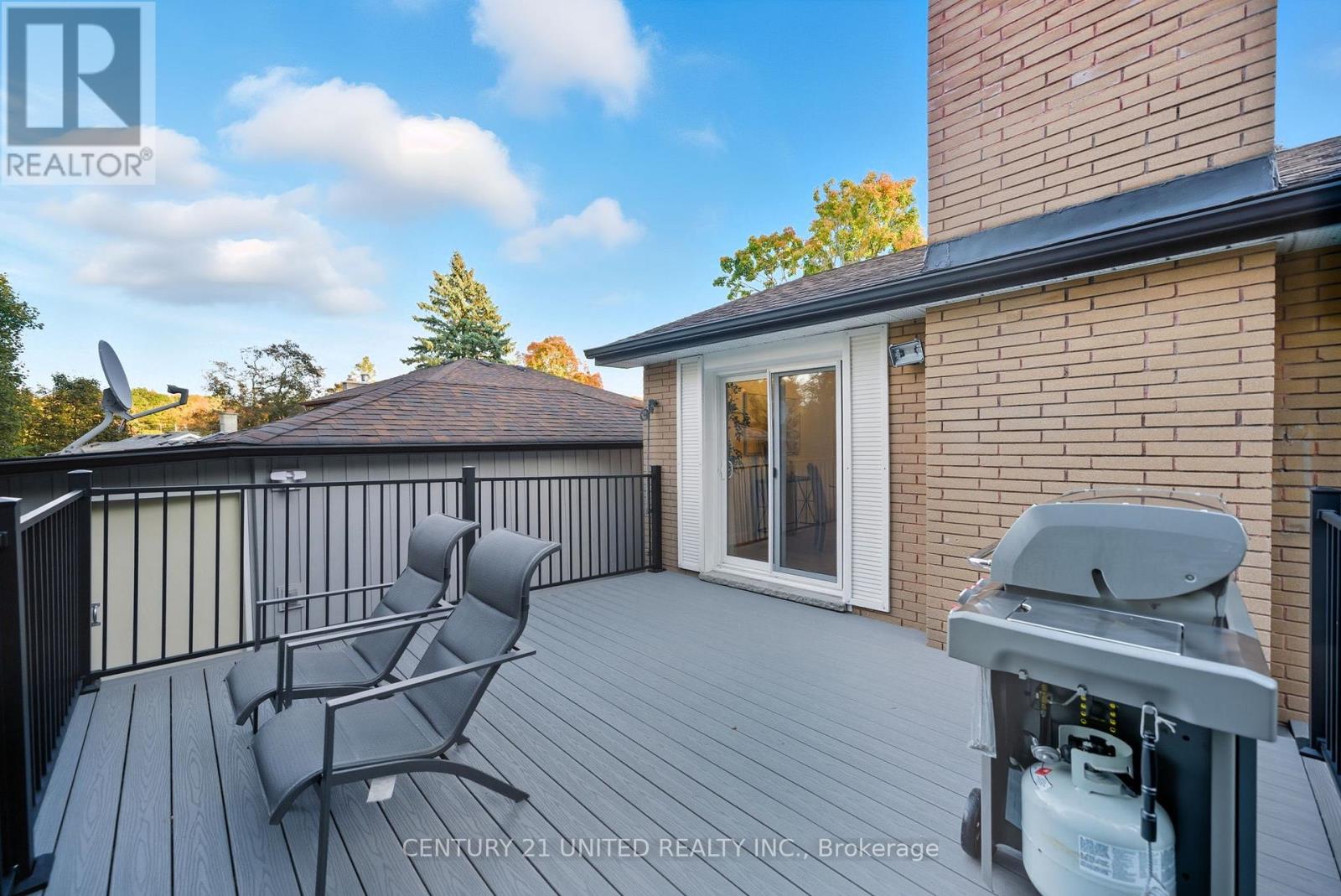 5 Ferndale Avenue, Peterborough (Monaghan Ward 2), Ontario  K9J 1L9 - Photo 47 - X12448059