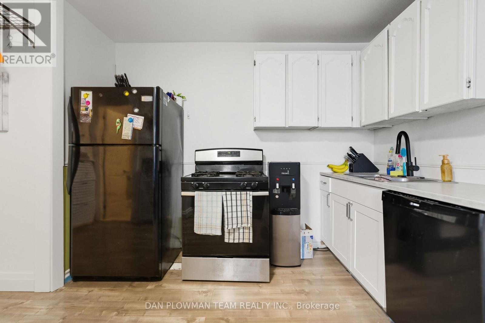 7038 Lake Street, Hamilton Township (Bewdley), Ontario  K0L 1E0 - Photo 12 - X12447965