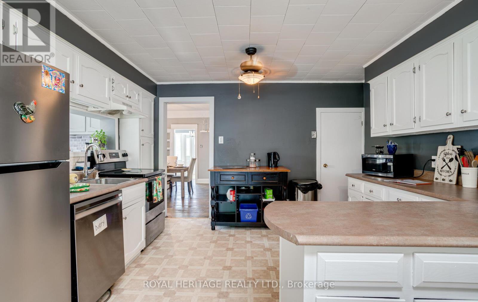 11 George Street E, Havelock-Belmont-Methuen (Havelock), Ontario  K0L 1Z0 - Photo 11 - X12448291