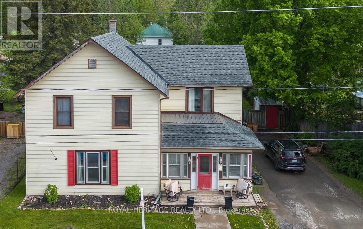 11 George Street E, Havelock-Belmont-Methuen (Havelock), Ontario  K0L 1Z0 - Photo 2 - X12448291