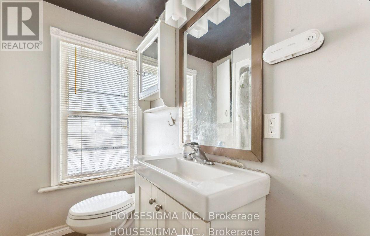 635 Brown Street, Peterborough (Otonabee Ward 1), Ontario  K9J 4K6 - Photo 19 - X12448339