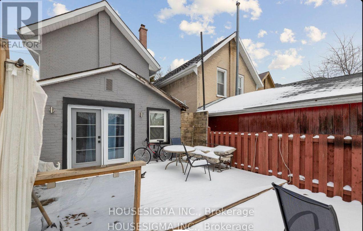 635 Brown Street, Peterborough (Otonabee Ward 1), Ontario  K9J 4K6 - Photo 22 - X12448339