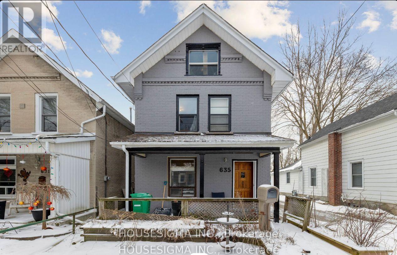 635 Brown Street, Peterborough (Otonabee Ward 1), Ontario  K9J 4K6 - Photo 4 - X12448339