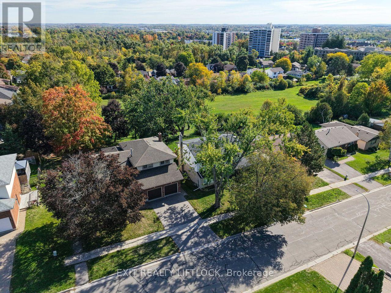 962 Golfview Road, Peterborough (Otonabee Ward 1), Ontario  K9J 7W4 - Photo 35 - X12448662